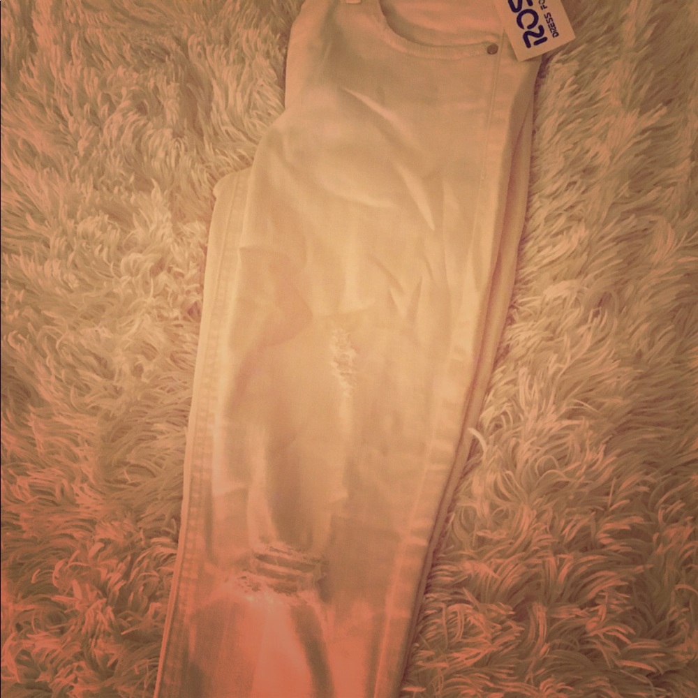 Women’s jeans